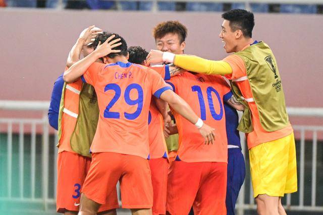 组图：世界杯-挪威VS英格兰 凯恩踩场面无表情
